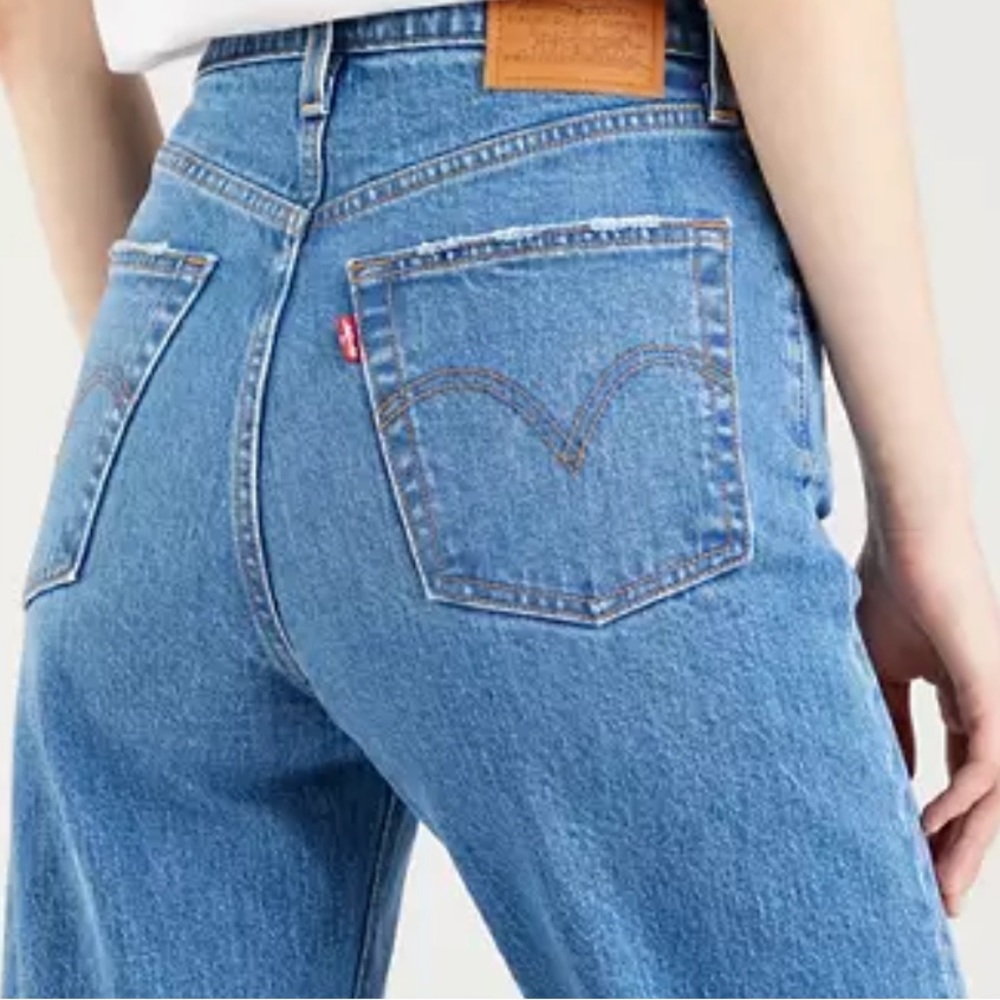 Levi’s RIBCAGE STRAIGHT ANKLE WOMEN'S JEANS - Picture 2 of 7